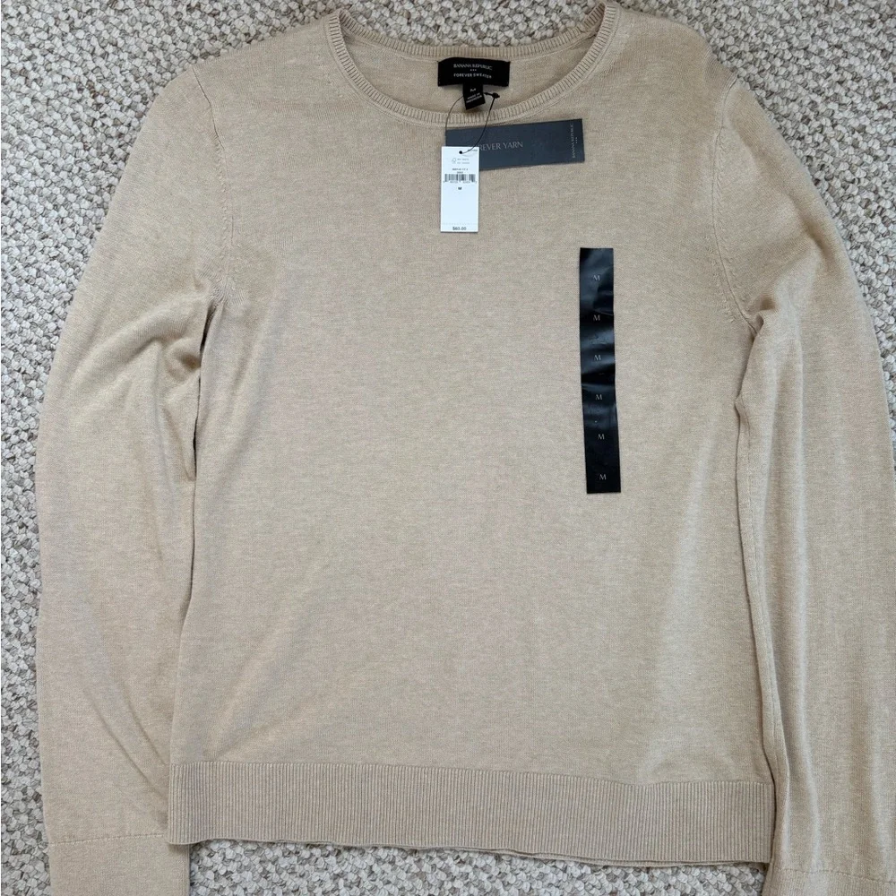 Banana Republic Factory Beige Crew Neck Sweater - Picture 6 of 7